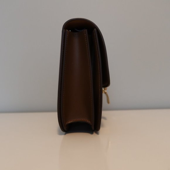 Brand New CELINE Medium Classic in Box Calfskin - Picture 3 of 12